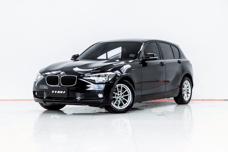 รถ BMW Series 1 116i สี ดำ