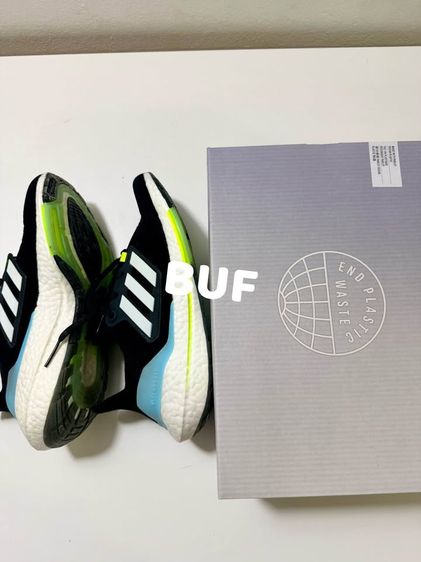 รองเท้ากีฬาผู้หญิง ULTRABOOST22 GX6658 รูปที่ 2