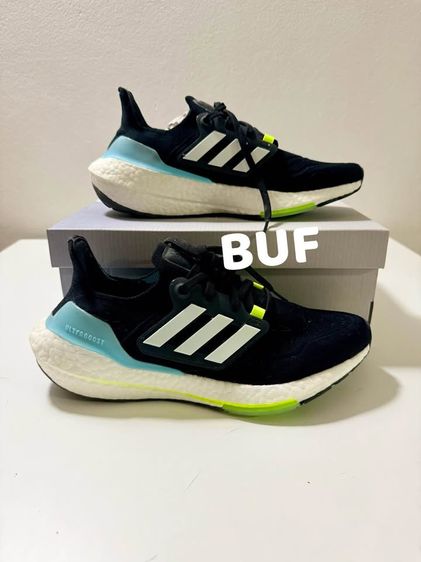 รองเท้ากีฬาผู้หญิง ULTRABOOST22 GX6658 รูปที่ 4