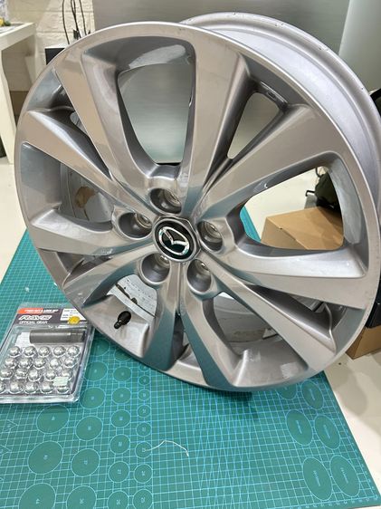 ล้อแม็กป้ายแดง Mazda Cx30 5รู114 กันเมทาลิก 7-18นิ้ว