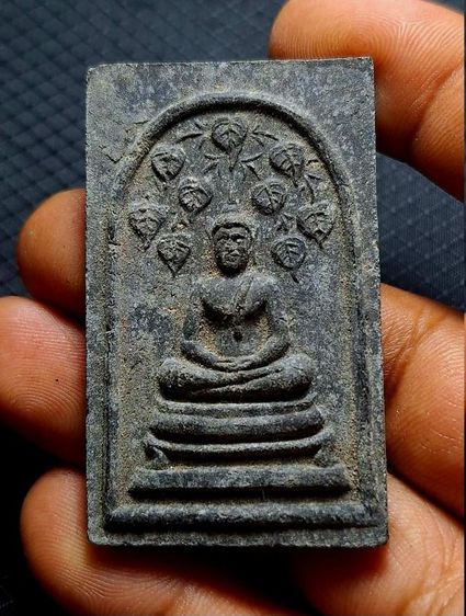 สมเด็จโพธิ์เก้าใบ เนื้อผงใบลาน หลังยันต์จมปี13 หลวงพ่อกวย วัดโฆสิตาราม