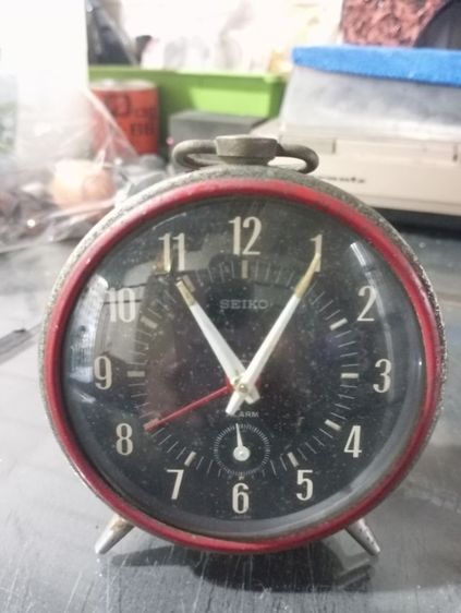 นาฬิกาปลุกยี่ห้อ seiko ทำงานปกติทุกอย่าง
