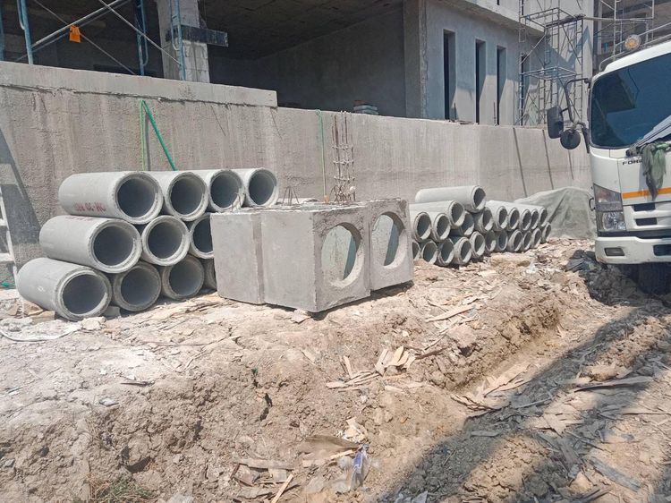 ปูน / วัสดุเทพื้น จำหน่ายท่อคอนกรีตแบบธรรมดา และ คสล,