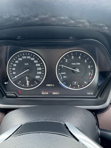 BMW X1 2018 1.5 sDrive18i xLine Sedan เบนซิน เกียร์อัตโนมัติ ดำ รูปที่ 2