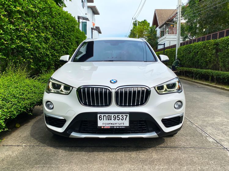 BMW X1 2017 2.0 sDrive18d xLine Utility-car ดีเซล ไม่ติดแก๊ส เกียร์อัตโนมัติ ขาว รูปที่ 2