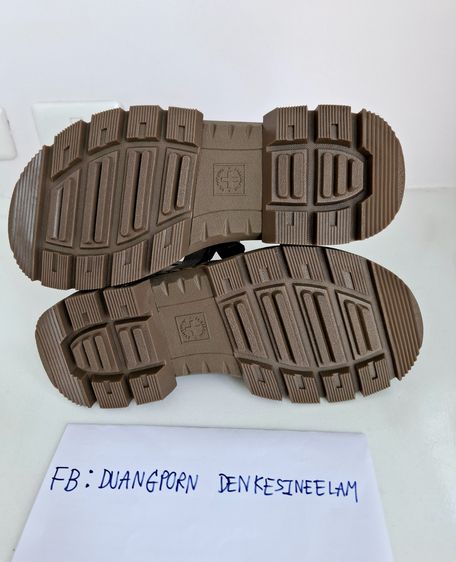 รองเท้า Dr.Martens ของแท้ US7 รูปที่ 2