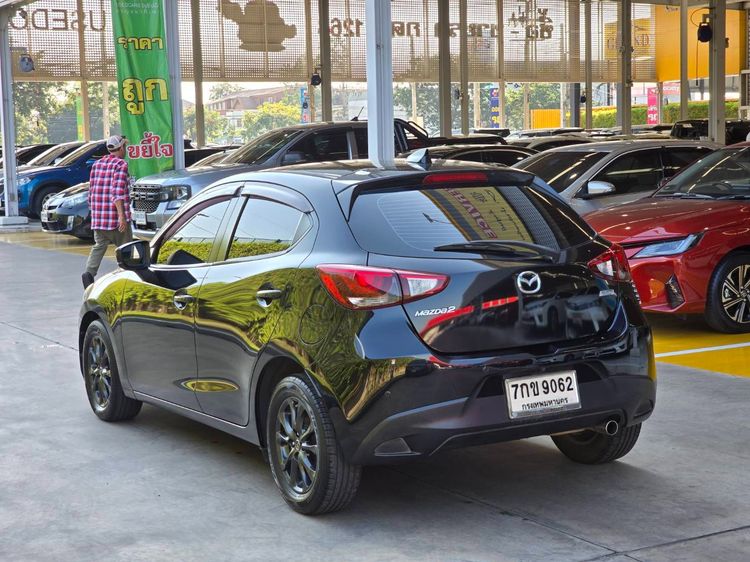 Mazda Mazda 2 2017 1.3 Sports High Sedan เบนซิน ไม่ติดแก๊ส เกียร์อัตโนมัติ ดำ รูปที่ 4