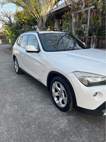 BMW X1 2012 2.0 sDrive18i เบนซิน เกียร์อัตโนมัติ ขาว รูปที่ 3