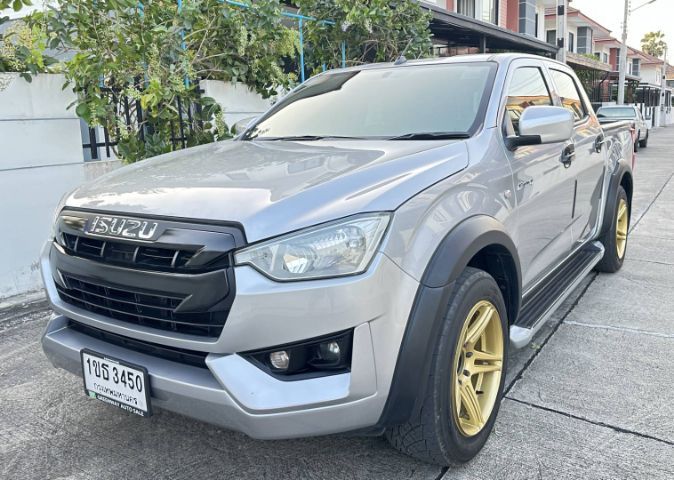 รถ Isuzu D-MAX 1.9 Hi-Lander Ddi สี เทา