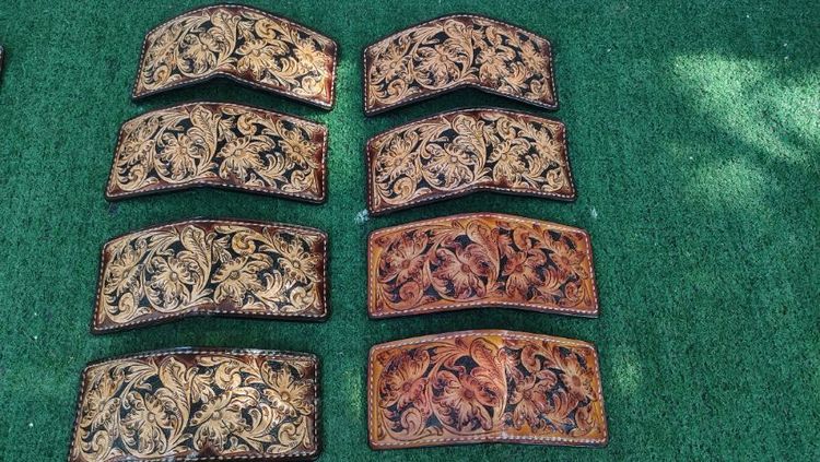 กระเป๋าสตางค์ หนังตอกลาย