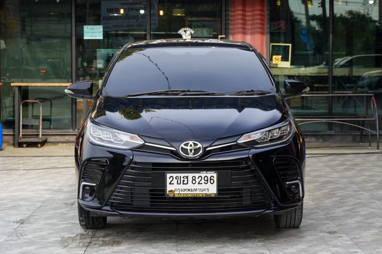 Toyota Yaris ATIV 2022 1.2 Sport Sedan เบนซิน ไม่ติดแก๊ส เกียร์อัตโนมัติ ดำ รูปที่ 2