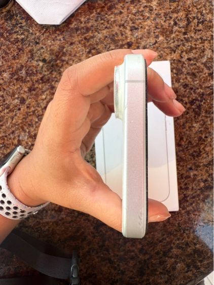 Apple iPhone 16 (ไอโฟน 16) สี ขาว 128gb รูปที่ 5