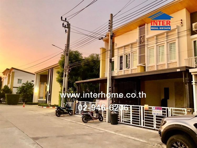ทาวน์เฮ้าส์ 2 ชั้น 20 ตร.ว. หมู่บ้านโกลเด้นทาวน์ เฉลิมพระเกียรติ-สวนหลวง ซอยเฉลิมพระเกียรติ ร.9 ซอย30 แยก14 ถนนกาญจนาภิเษก ถนนบางนา-ตราด รูปที่ 4
