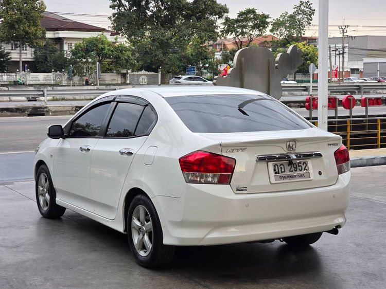 Honda City 2010 1.5 V Sedan เบนซิน LPG เกียร์อัตโนมัติ ขาว รูปที่ 4