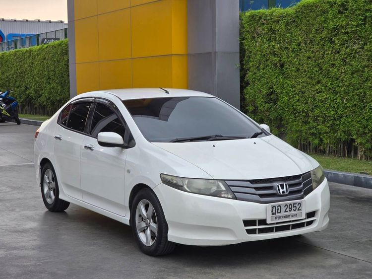 Honda City 2010 1.5 V Sedan เบนซิน LPG เกียร์อัตโนมัติ ขาว รูปที่ 3