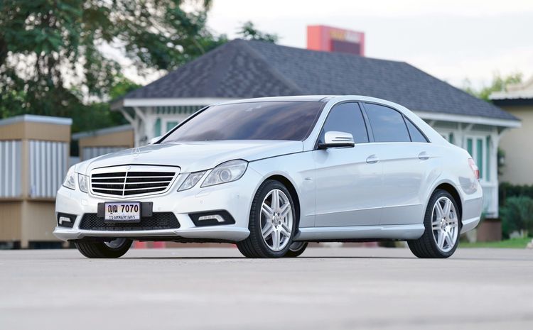 Mercedes-Benz E-Class 2012 E250 Sedan เบนซิน เกียร์อัตโนมัติ เทา รูปที่ 3
