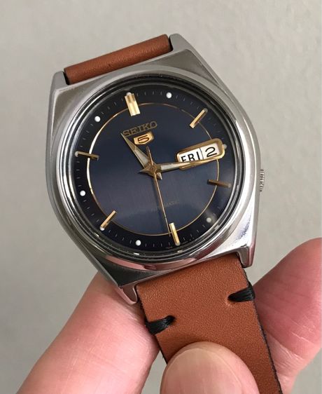ลดราคา SEIKO 5 หน้าน้ำเงินเข้ม ออโตเมติค สภาพดี รูปที่ 16