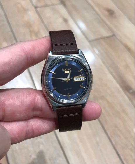 ลดราคา SEIKO 5 หน้าน้ำเงินเข้ม ออโตเมติค สภาพดี รูปที่ 4