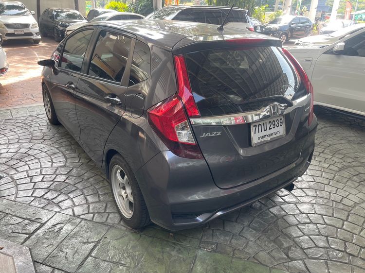 Honda Jazz 2018 1.5 V Sedan เบนซิน ไม่ติดแก๊ส เกียร์อัตโนมัติ เทา รูปที่ 4