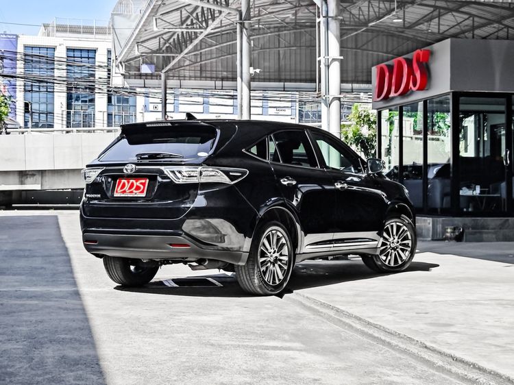 Toyota Harrier 2015 2.0 Utility-car เบนซิน เกียร์อัตโนมัติ ดำ รูปที่ 2