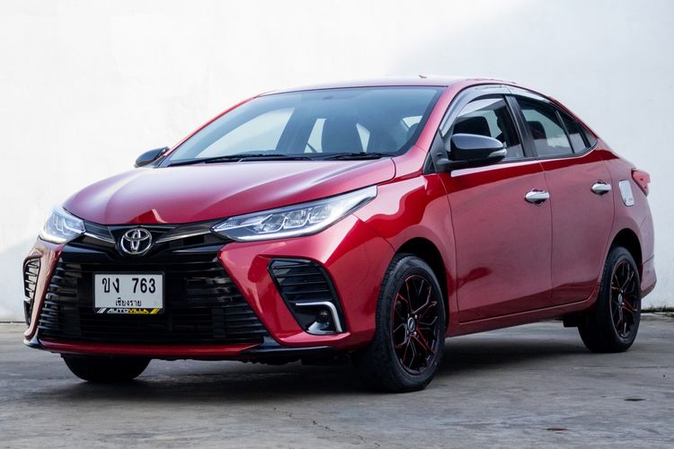 Toyota Yaris 2022 1.2 Sport Sedan เบนซิน ไม่ติดแก๊ส เกียร์อัตโนมัติ แดง