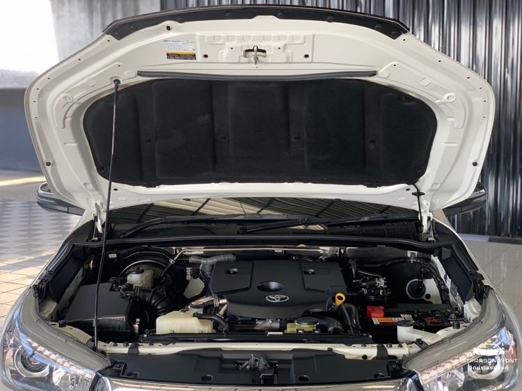 Toyota Hilux Revo 2018 2.8 G 4WD Pickup ดีเซล เกียร์อัตโนมัติ ขาว รูปที่ 2