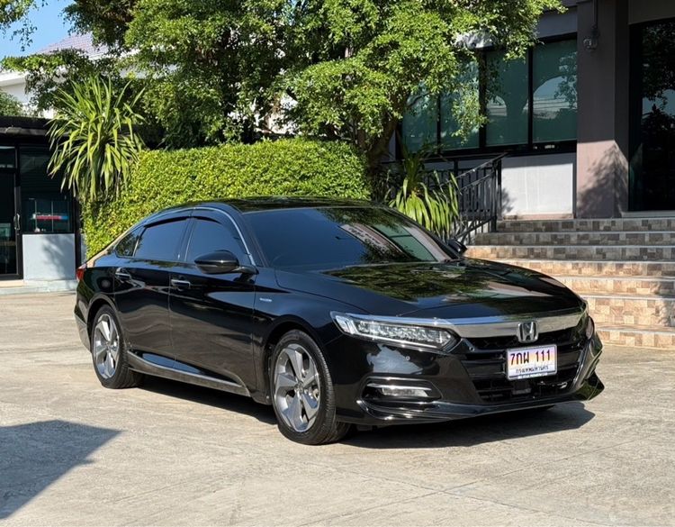 รถ Honda Accord 2.0 Hybrid Tech สี ดำ