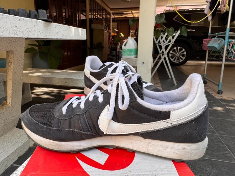 Nike Challenger OG สีดำ-ขาว ไซส์ 42.5 (9US) สภาพดี รูปที่ 5