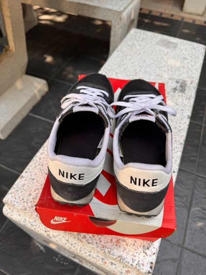 Nike Challenger OG สีดำ-ขาว ไซส์ 42.5 (9US) สภาพดี รูปที่ 3