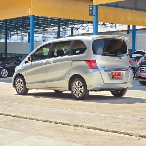 Honda Freed 2014 1.5 EL Utility-car เบนซิน ไม่ติดแก๊ส เกียร์อัตโนมัติ บรอนซ์เงิน รูปที่ 4