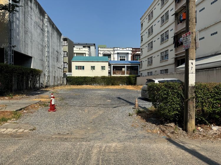 ให้เช่าที่ดินเปล่าขนาด 134 ตารางวา เขตลาดพร้าว ซอยนาคนิวาส 20 รูปที่ 2