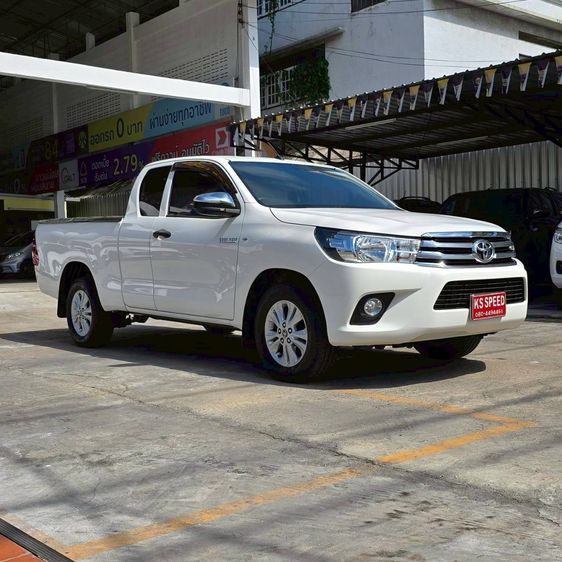 Toyota Hilux Revo 2018 2.4 J Plus Pickup ดีเซล ไม่ติดแก๊ส เกียร์ธรรมดา ขาว รูปที่ 2