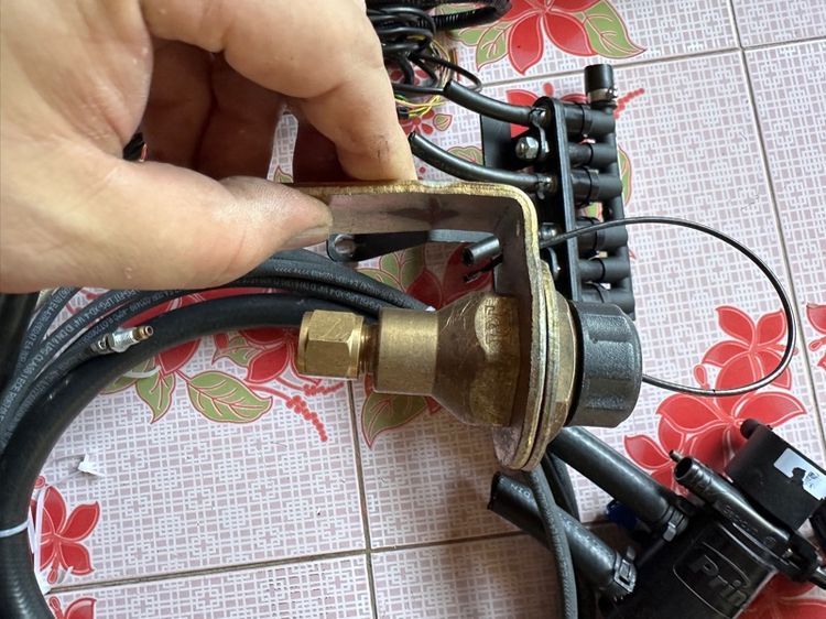 ชุดแก๊ส LPG prins vsi 3 แคมรี่ไฮบริด2018 รูปที่ 5