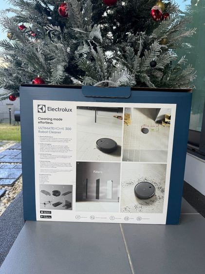 หุ่นยนต์ดูดฝุ่น รุ่น UltimateHome 300 มือสองค่ะ รูปที่ 2