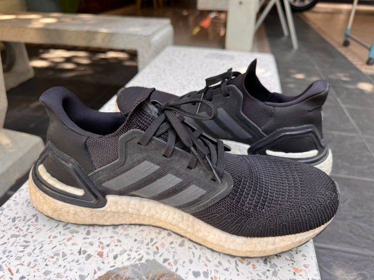 Adidas Ultraboost 20 สีดำ ไซส์ 43.5 (US9) สภาพดี รูปที่ 4