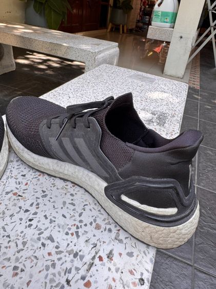 Adidas Ultraboost 20 สีดำ ไซส์ 43.5 (US9) สภาพดี รูปที่ 5