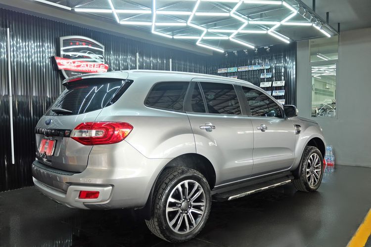 Ford Everest 2019 2.0 Titanium Plus Utility-car ดีเซล เกียร์อัตโนมัติ เทา รูปที่ 4