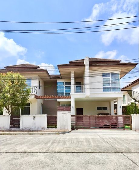 ปล่อย บ้านเดี่ยวหลังใหญ่