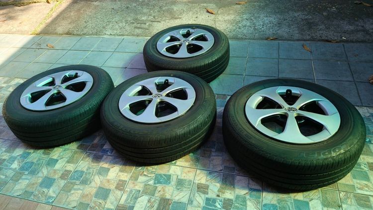 Prius ล้อและยาง รูปที่ 9