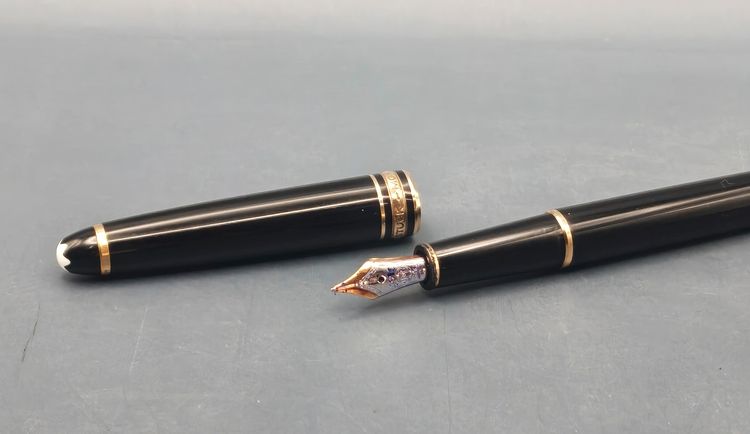 ปากกา MONT BLANC รูปที่ 4