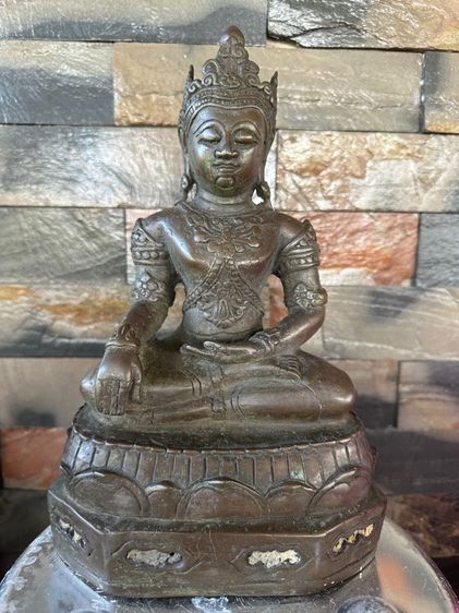 พระสิงห์เชียงแสนทรงเครื่อง