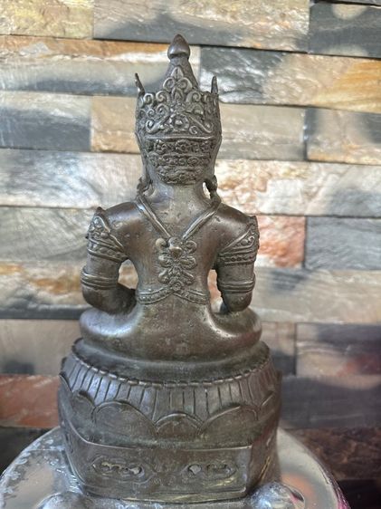 พระสิงห์เชียงแสนทรงเครื่อง รูปที่ 3