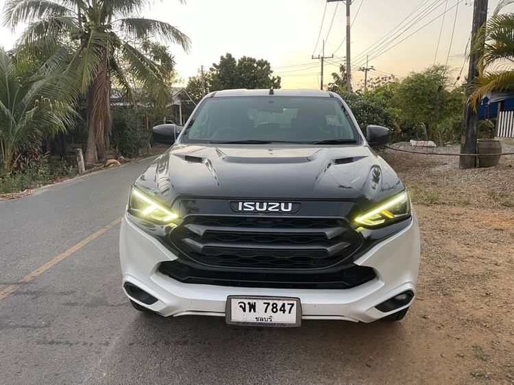 Isuzu MU-X 2023 1.9 Active 2WD ดีเซล เกียร์อัตโนมัติ ขาว รูปที่ 2