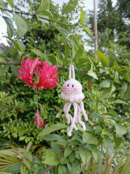 พวงกุญแจน้องแมงกระพรุนงานแฮนด์เมด