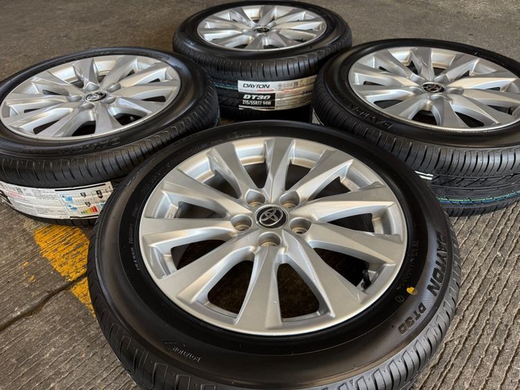 Toyota Camry ขอบ 17 นิ้ว Top Hybrid 🛞 รูปที่ 3