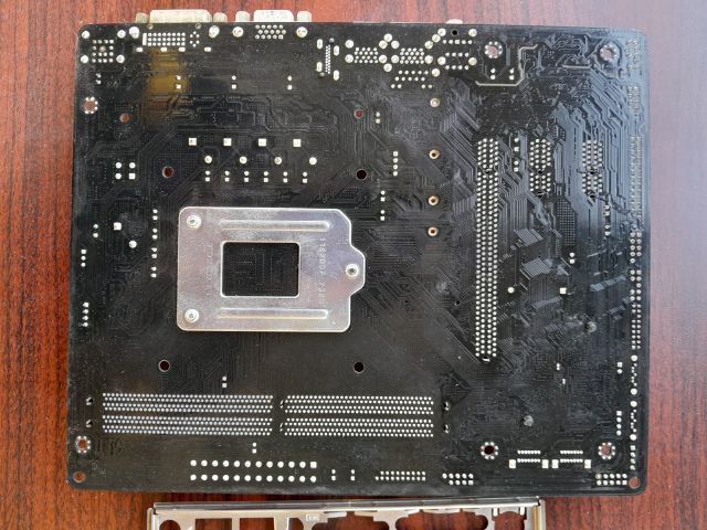 ขาย เมนบอร์ด และ การ์ดจอ รูปที่ 3