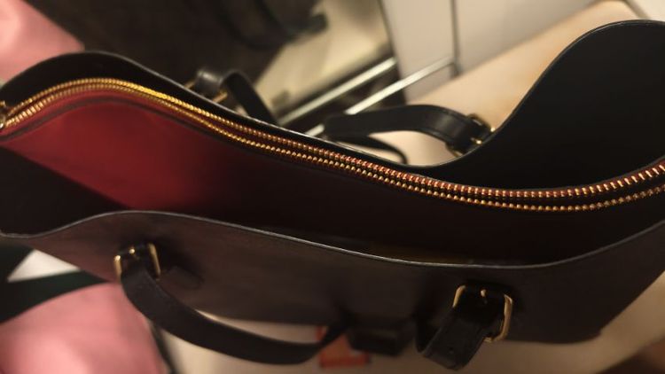 กระเป๋าสะพายcoach รูปที่ 8