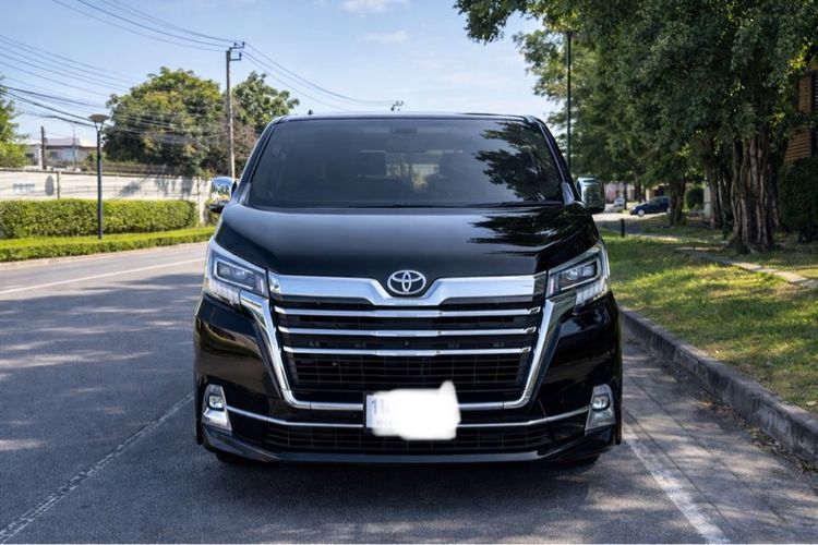 Toyota Majesty 2020 2.8 Premium Van ดีเซล ไม่ติดแก๊ส เกียร์อัตโนมัติ ดำ รูปที่ 2