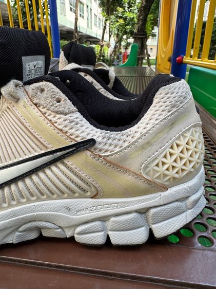 Nike Vomero 5 Women Size 40.5 รูปที่ 9