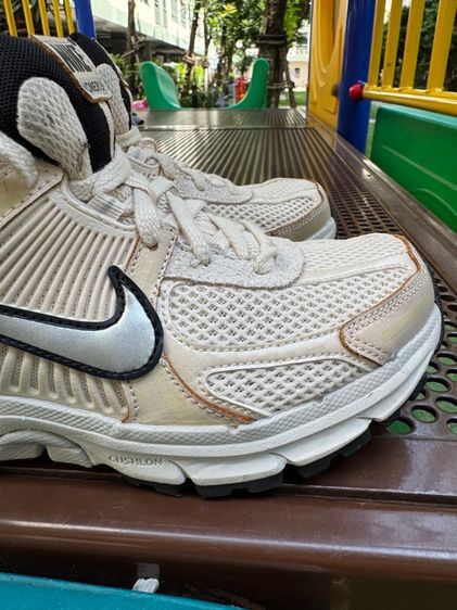 Nike Vomero 5 Women Size 40.5 รูปที่ 7
